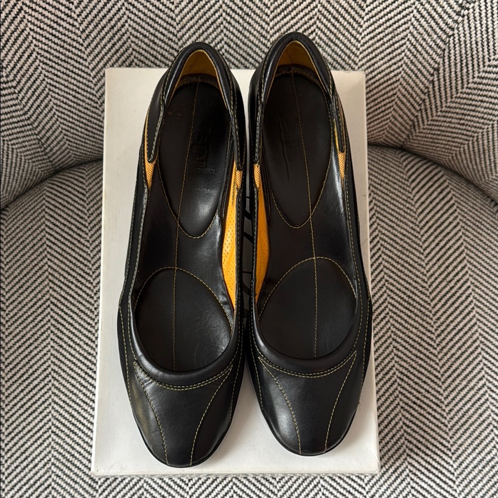 Cole Haan G Series Black Futuristic Pump Sz. 8.5 Made in Brazil